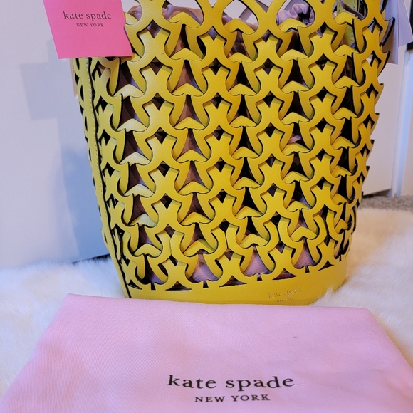 kate spade Handbags - *FINAL PRICE DROP* NWT Kate Spade Chartreuse Woven Spade Bucket Bag